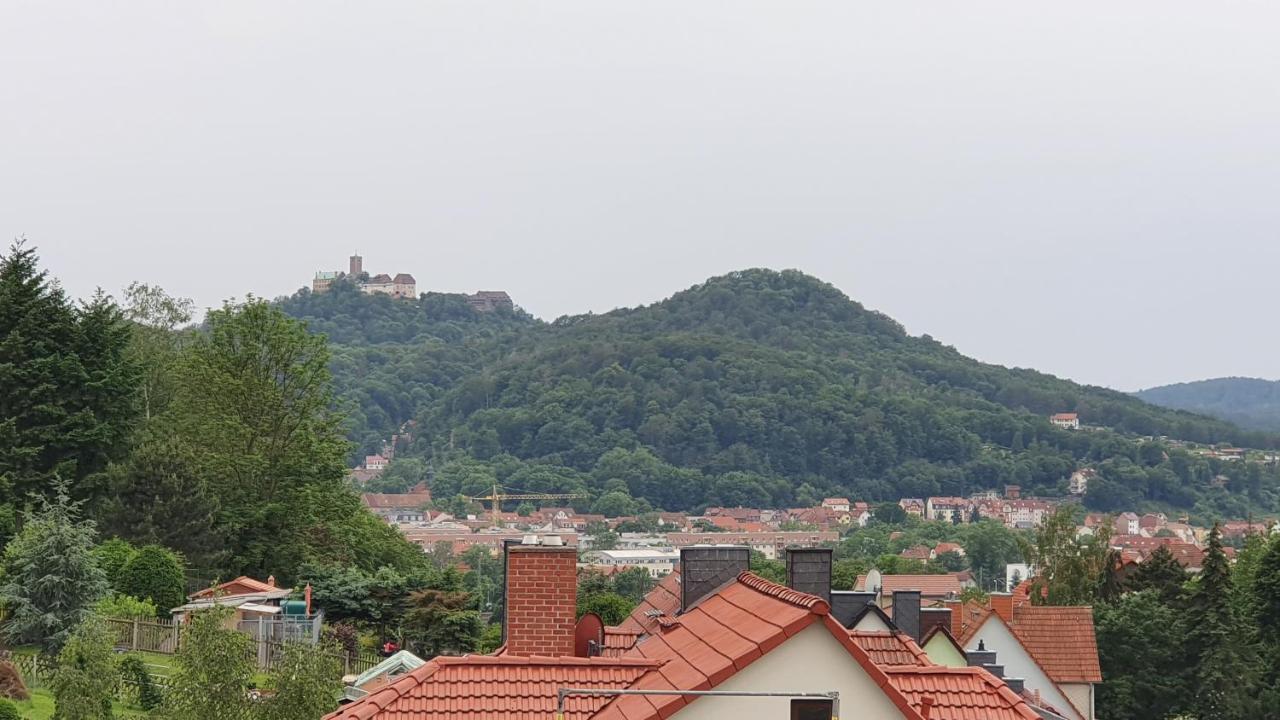 Appartement Schoene Aussicht, Wallbox, 70qm, Kontaktloser Check-in Eisenach