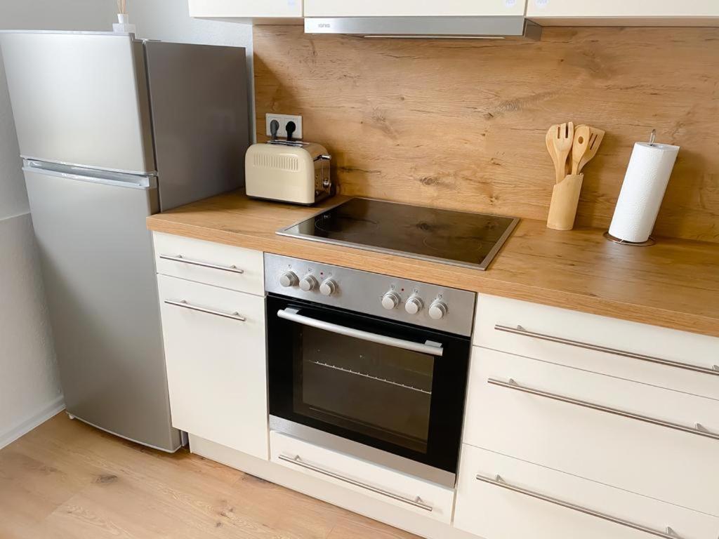 Schoene Aussicht, Wallbox, 70qm, Kontaktloser Check-in Appartement *